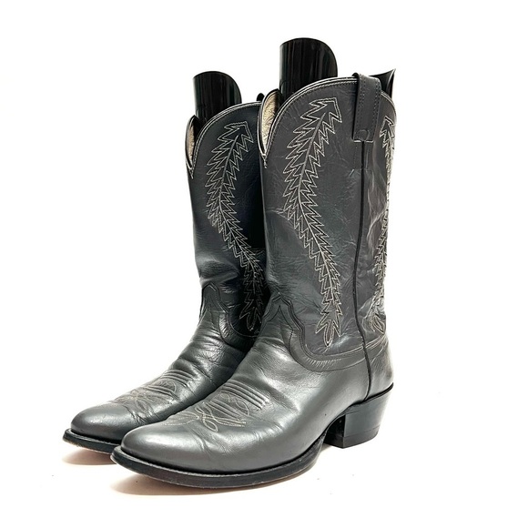 Vintage 1970s men’s gray leather western style cowboy boots